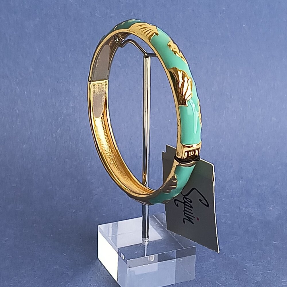 Sea Shell Breakwater Blue Enamel Bangle Hinge Clamper Round Bracelet